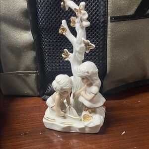 4  Figurine with Gold Accents set